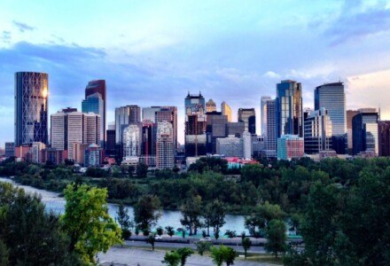 canada-calgary-crescent-heights-downtown