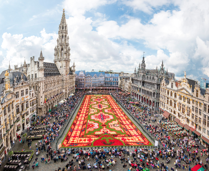 The flower carpet in Brussels. Courtesy of Shutterstock.