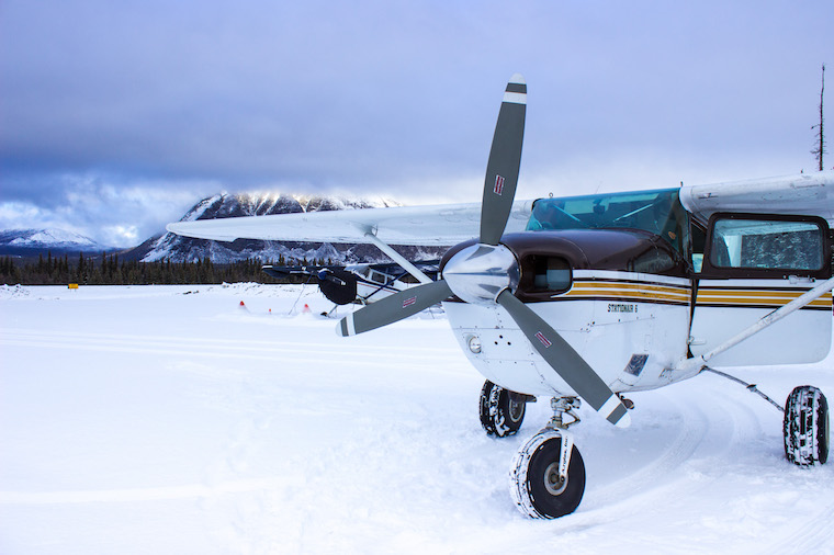 Canada-Yukon-Kluane-Flightseeing-Plane-3