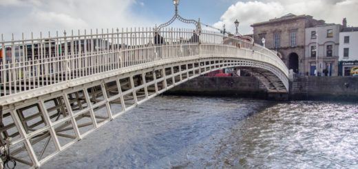 Ha'Penny Bridge in Dublin, Ireland