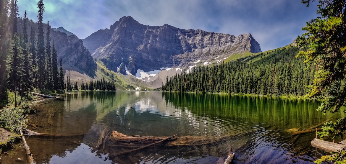 Rawson Lake is one of the best hikes in Kananaskis