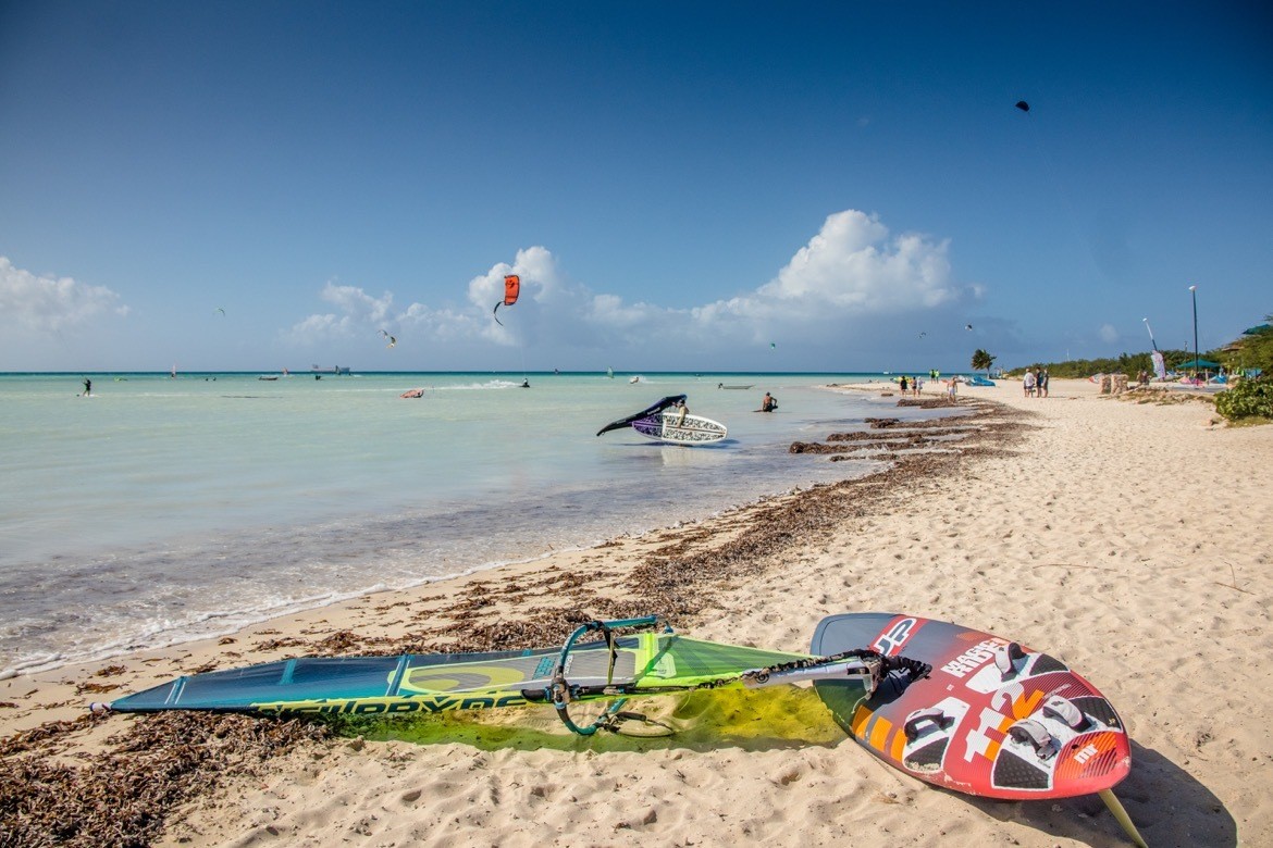 Kiteboarding in Aruba