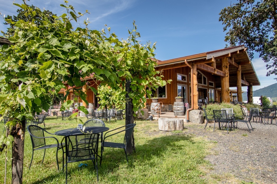 Hood Crest Winery is one of the best Hood River wineries