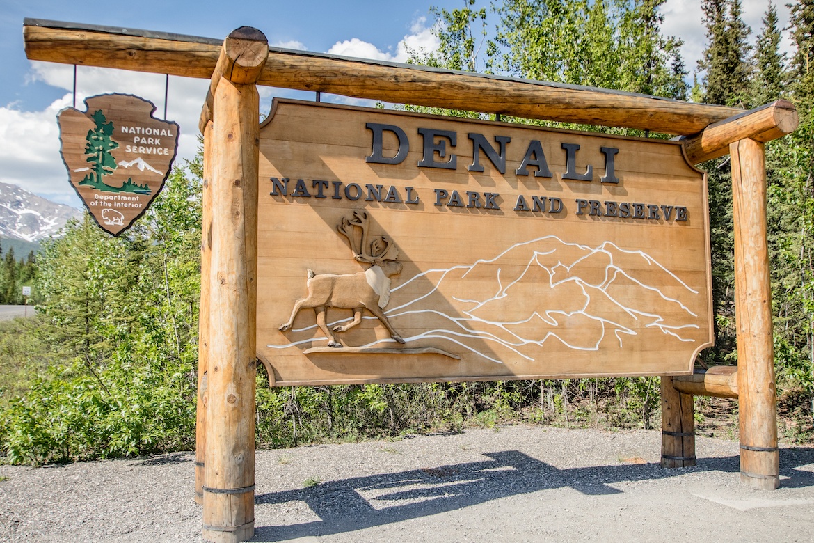 The entrance to Denali National Park in Alaskaa
