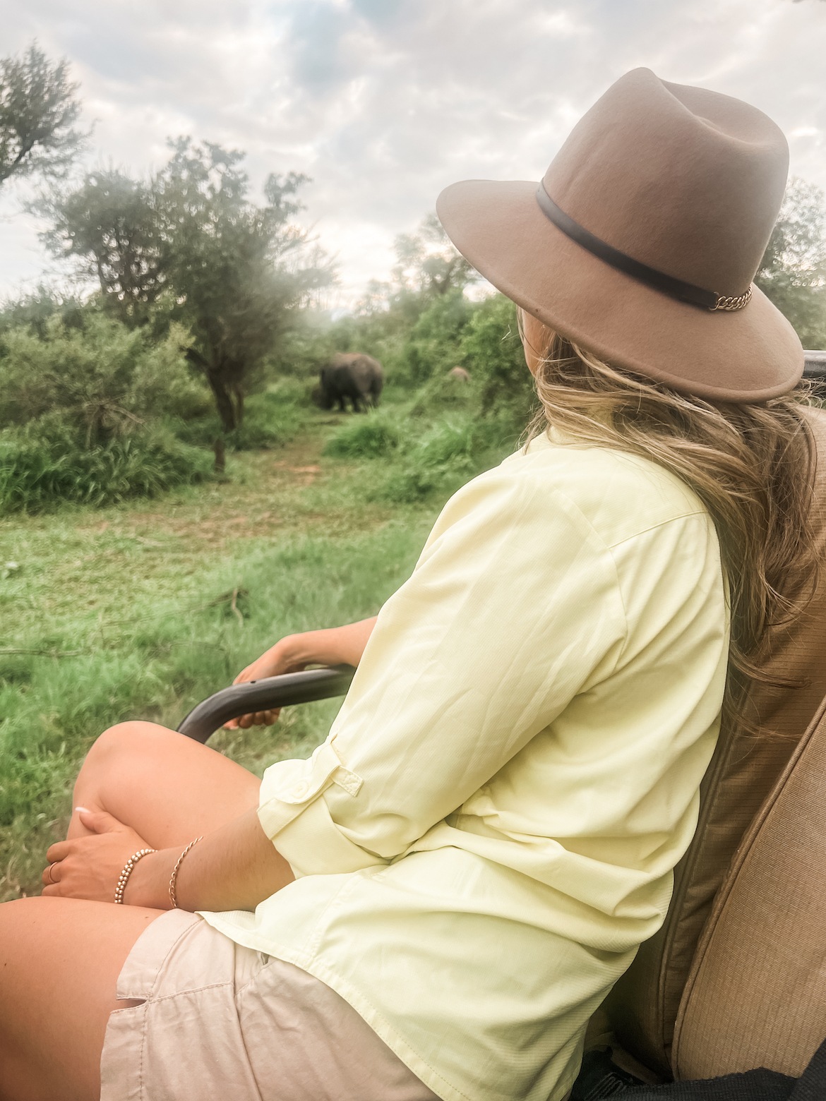 What to wear on a safari (without looking like a total nerd)