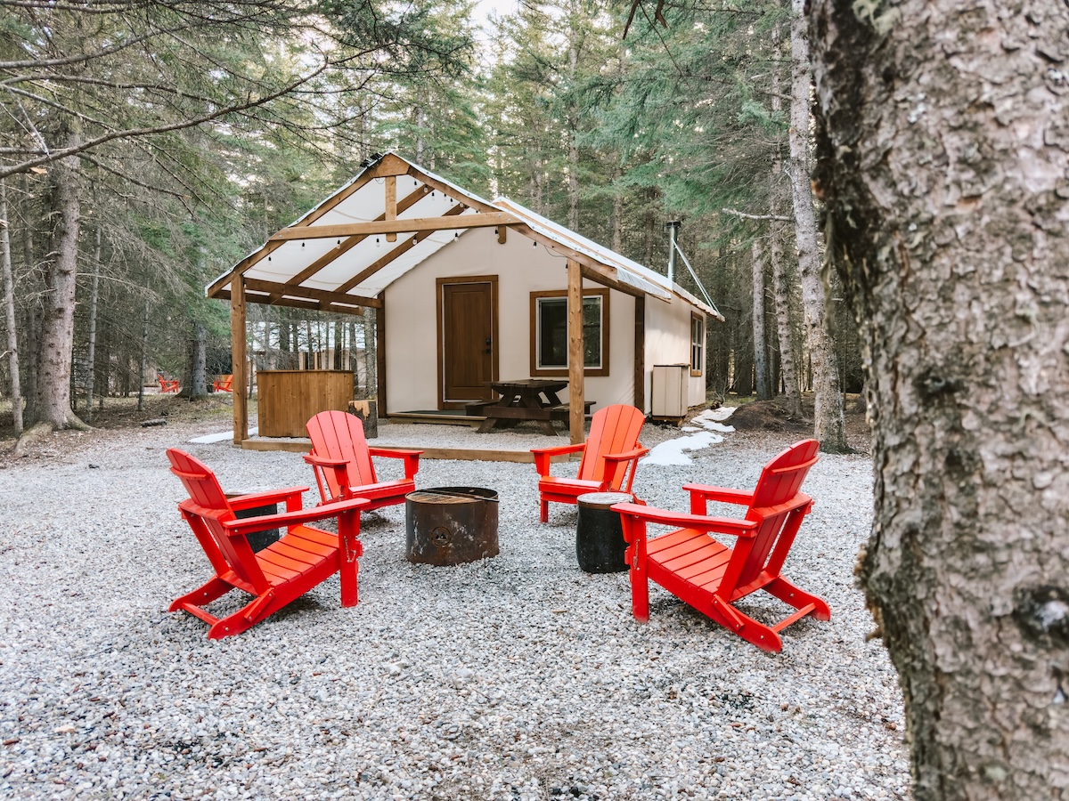 A glamping tent at Sundance by Basecamp